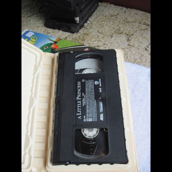 Paulie Little Princess Home Alone Willy Wonka 1971 VHS Cassette Tape Bundle $4 - Picture 6 of 11